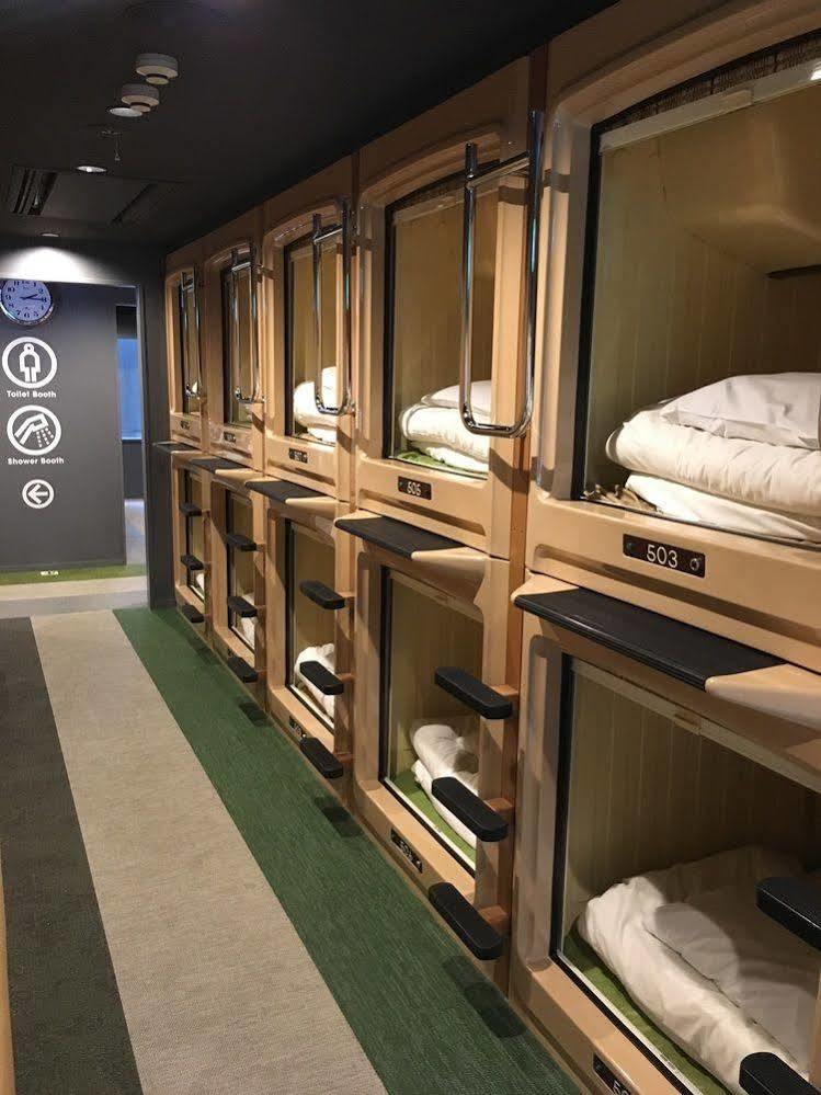 Booth Netcafe & Capsule Hotel Tokyo Exterior photo